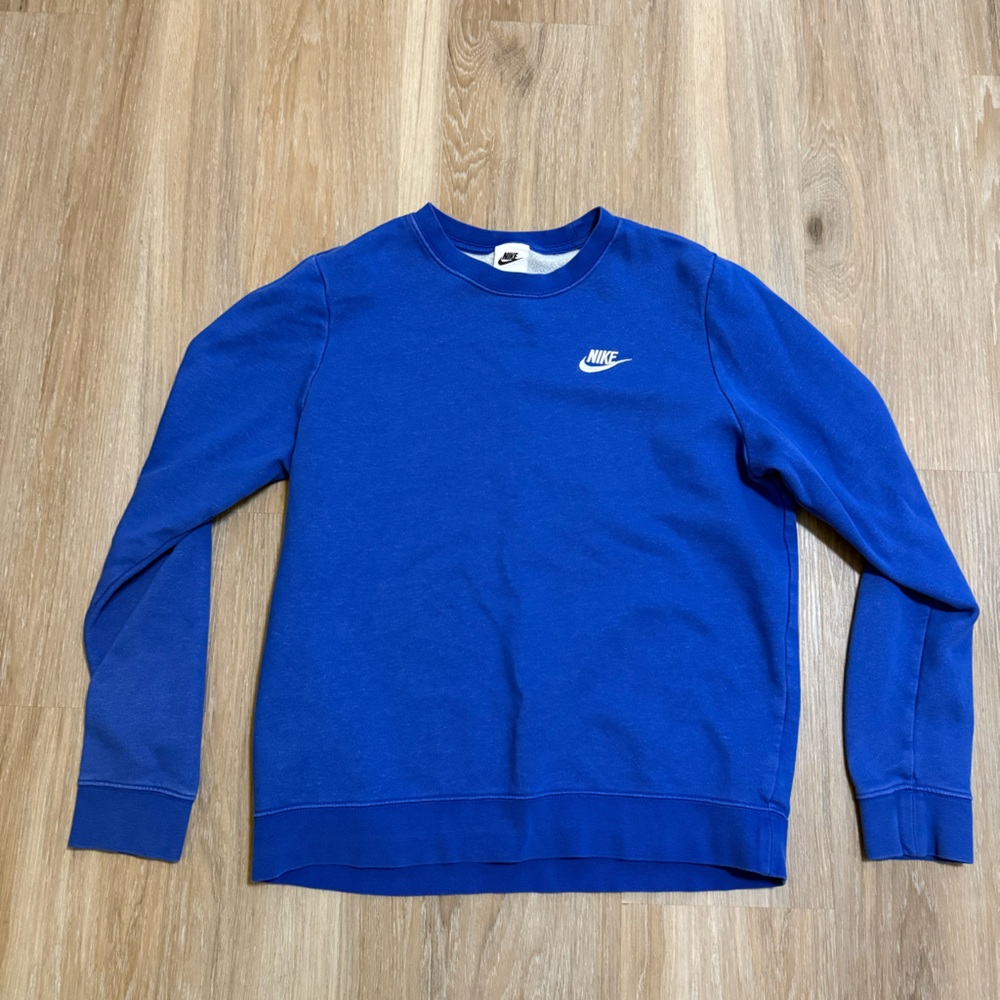 Nike Blue Crewneck Sweater with Classic Swoosh